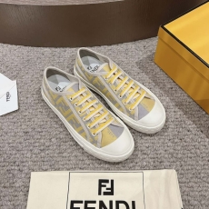 Fendi Low Shoes